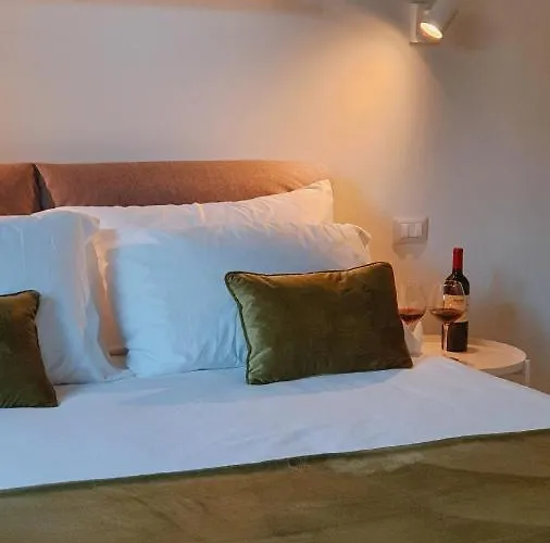 Foscolo 9 - Breakfast 住宿加早餐酒店